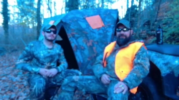 Hardworkertn  04-12-2021 video fingers